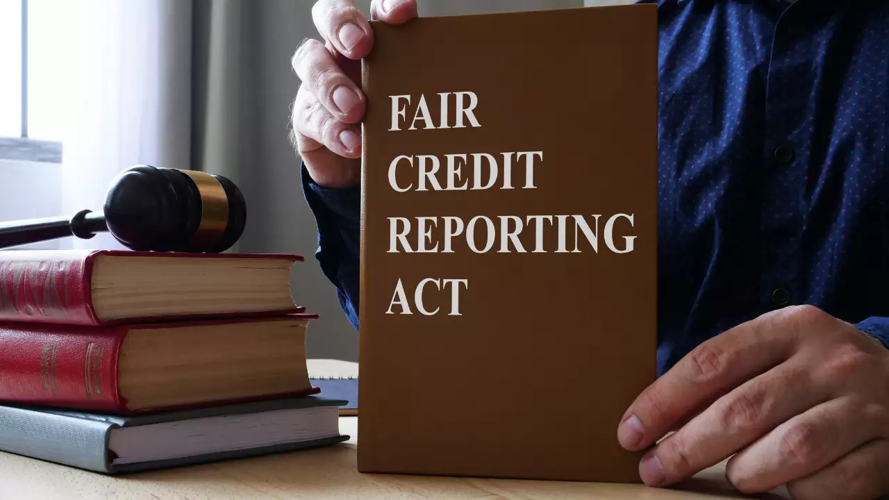 Legal Aspects and Consumer Rights-Impact of Late Payments on Credit Scores